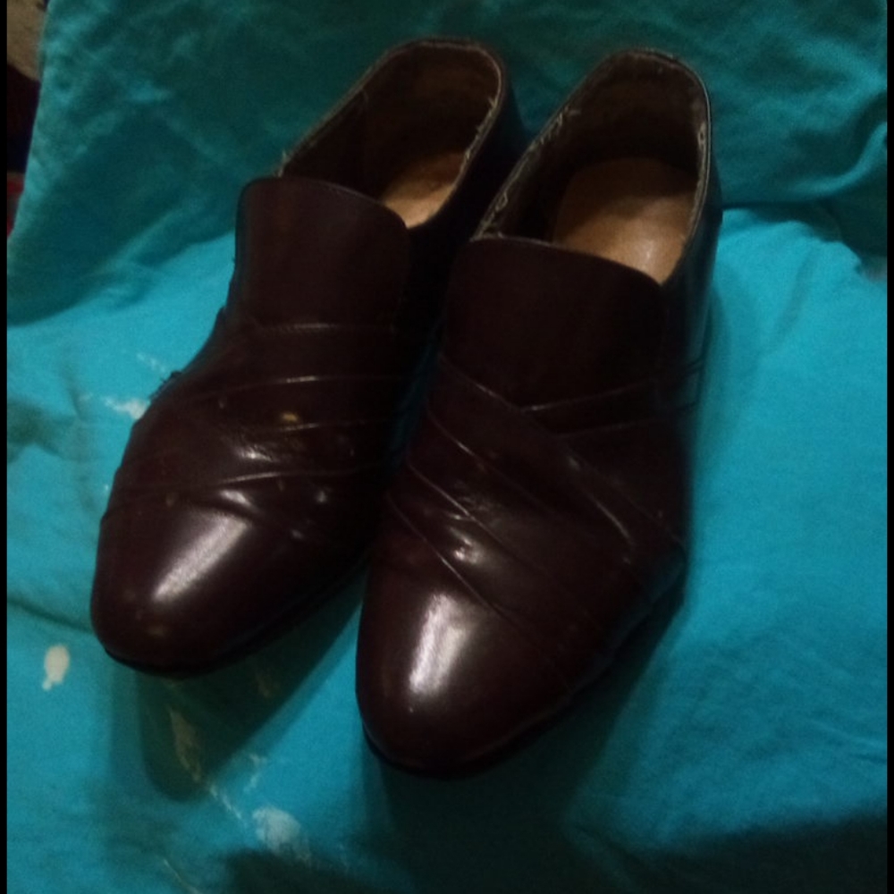 Shoe - Picture 9 of 9